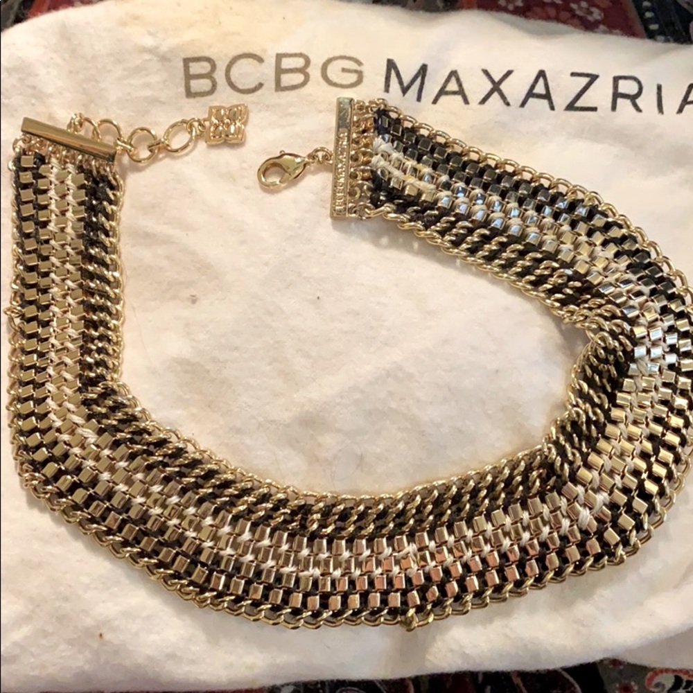 BCBG MAXAZRIA Black and Gold statement necklace